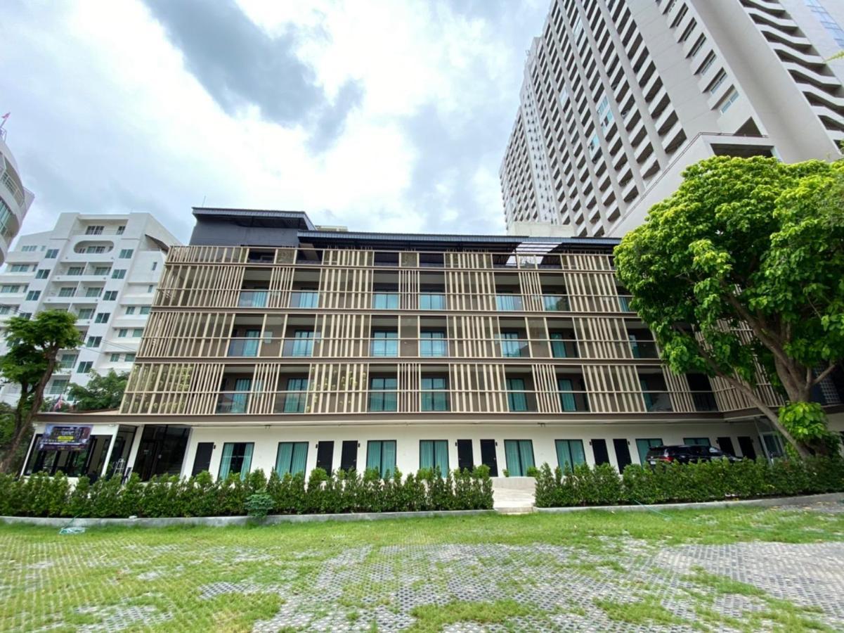 The Shade Residence Pattaya Exterior photo